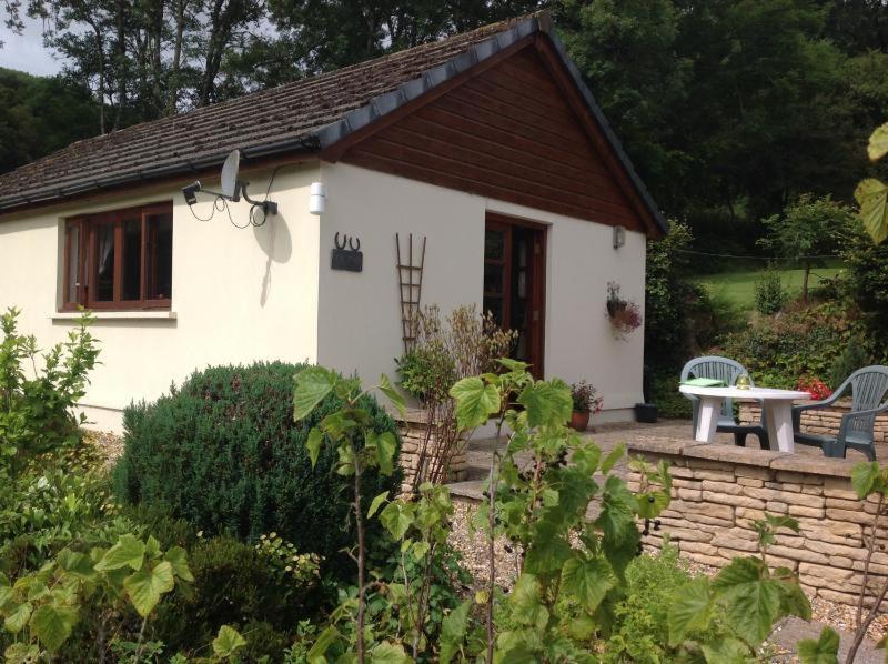 Ty Twt - Complete * Llandysul